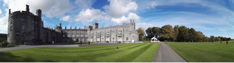 Beautiful-Kilkenny-castle-Ireland