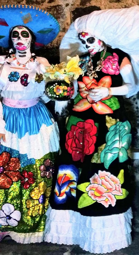 Two captivating Catrinas celebrating Dia de los Muertos 2019 in Mexico City day of the dead Catrina